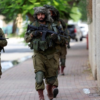 Израелските сили са застреляли и ранили сирийски протестиращ срещу присъствието