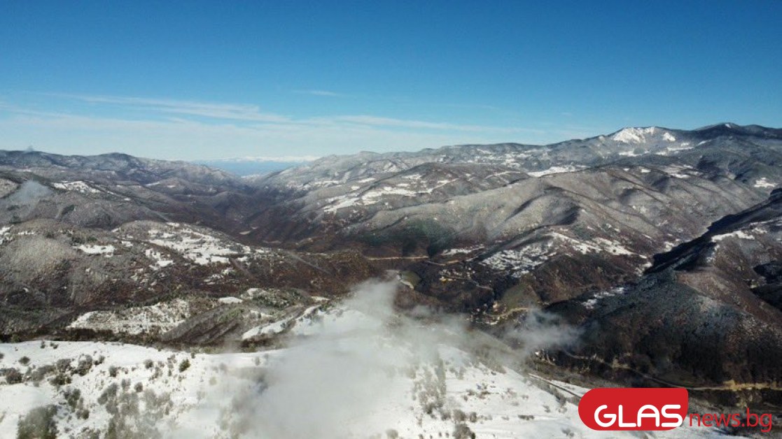 Облачно и дъждовно време днес, на места ще вали сняг