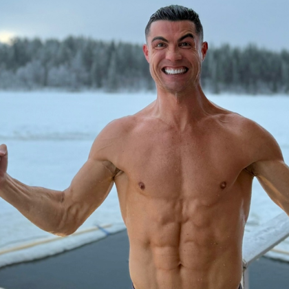 Португалската футболна звезда Кристиано Роналдо публикува видео от семейната ваканция