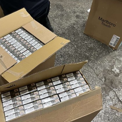 Контрабандни цигари укрити в мебели откриха инспектори на Агенция Митници