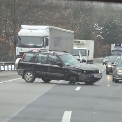 Катастрофа стана преди минути на автомагистрала Тракия Камион и лек