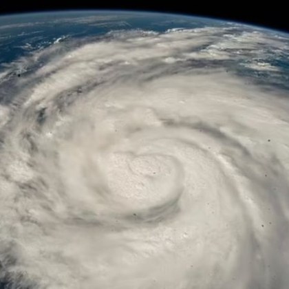 Учените издадоха ужасно предупреждение за супер интензивна буря от категория