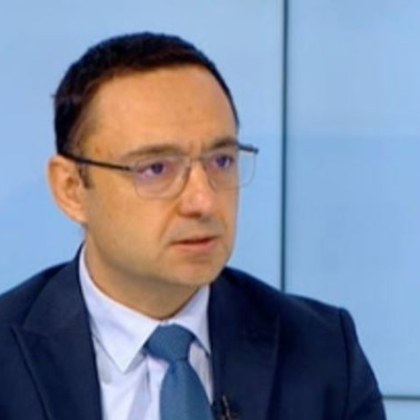 Все още не е ясна причината за пожара във вагона