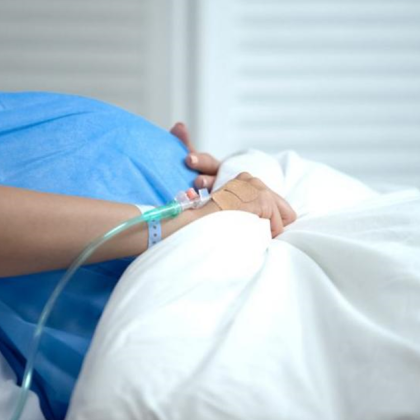 В Индия момиче е забременяло след като е било изнасилвано месеци наред от