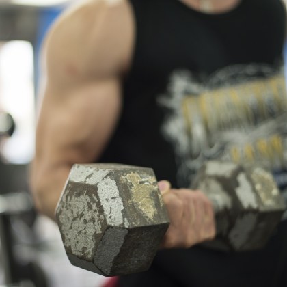 Непълнолетни си поръчват онлайн опасни препарати за мускулна маса Това