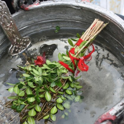 На 5 януари празнуваме Зимен Кръстовден Денят преди Богоявление е наричан