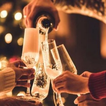 Алкохолните напитки трябва да съдържат на етикетите си предупреждение за