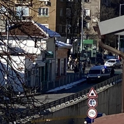 Инцидент в столицата Автомобил е блъснал възрастна пешеходка до пазар Красно