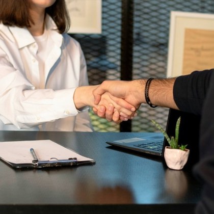 Мъж реши да направи необичаен експеримент за търсене на работа и