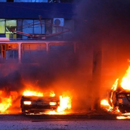 Русия бомбардира град Запорожие в югоизточна Украйна в сряда съобщиха