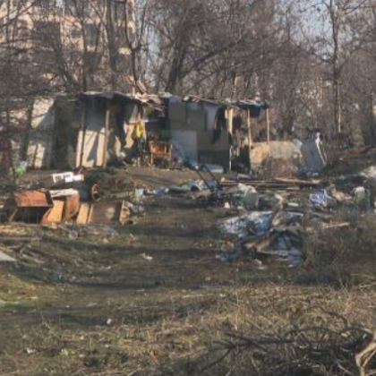 С препоръка към училищата и детските градини да редуцират излизането