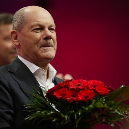 Германската социалдемократическа партия ГСДП утвърди днес кандидатурата на Олаф Шолц