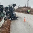 Бетоновоз се преобърна на пътя Пазарджик - Панагюрище