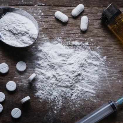 Амфетамин хероин и марихуана с общо тегло 125 грама са