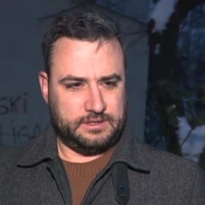 Около 60 секунди толкова време е трябвало на двама