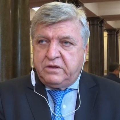 Колелото на историята се върти а колелото на българската политическа