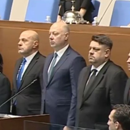 Народните представители одобриха начело на кабинета да застане Росен Желязков