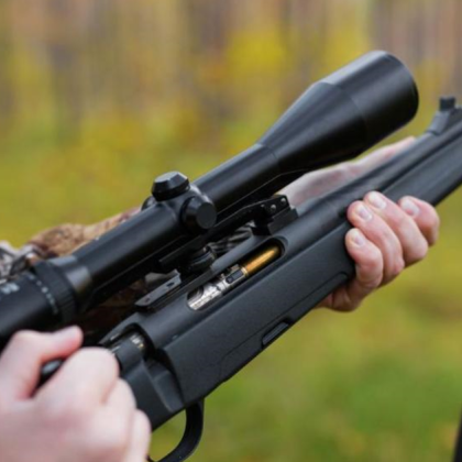 Екип на Югоизточно държавно предприятие ЮДП – Сливен съвместно с