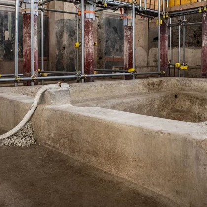 Археолози откриха частни терми в Помпай където гостите са се