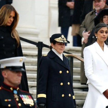 54 годишната Мелания Тръмп която след броени минути ще стане първа дама