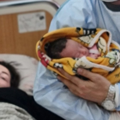 Момиченце се роди в АГ отделението на УМБАЛ Пловдив на Бабинден