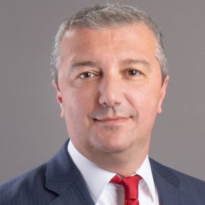 Драгомир Стойнев оглави парламентарната група на БСП Обединена левица Това съобщиха от пресцентъра