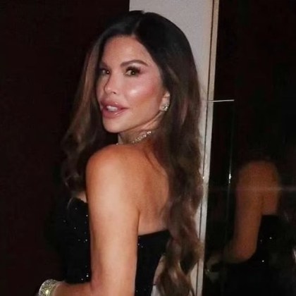 55 годишната Лорън Санчес бивша журналистка и годеница на един от