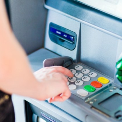 Десетки сигнали от цялата страна за забавени плащания на лични