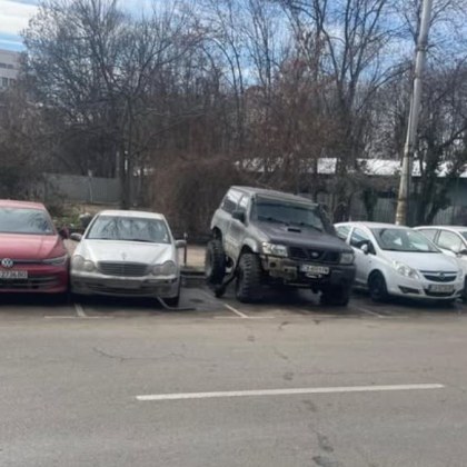 Шофьор блъсна няколко паркирани коли в София Веднага след инцидента