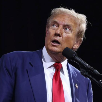 Американският президент Доналд Тръмп включи йеменските бунтовници хути в списъка