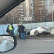 Ауди се хвърли в изкоп за метрото СНИМКА