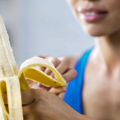 Яденето на храни богати на въглехидрати за закуска може да