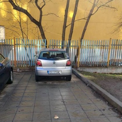 Вандалски акт в столичния квартал Лагера Неизвестен извършител е хвърлил