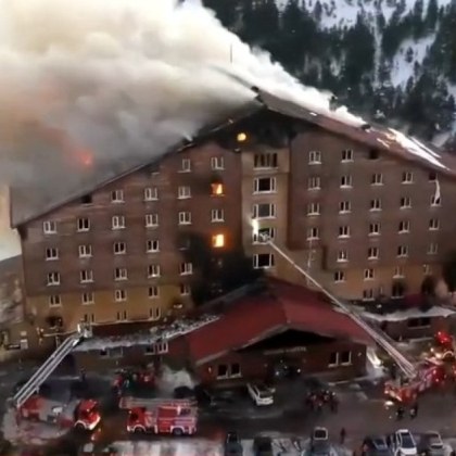 В резултат на трагедия в ски курорта Карталкая в провинция Болу