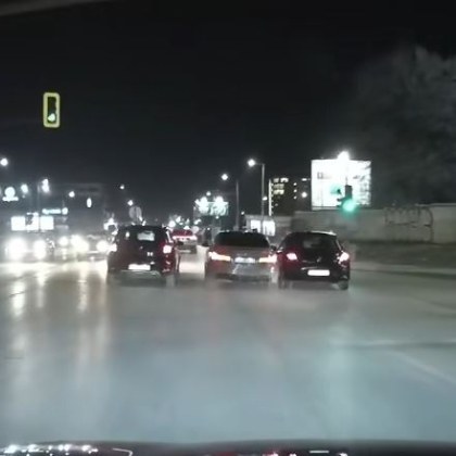 Шофьор блъсна автомобил в движение в София Случката е станала