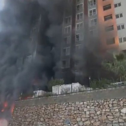 Пожар избухна в хотел в процес на ремонт в курорта