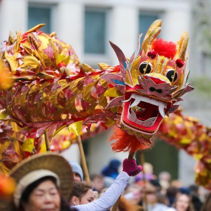 Китайската нова година или Чунцзе Пролетен празник е основният празник