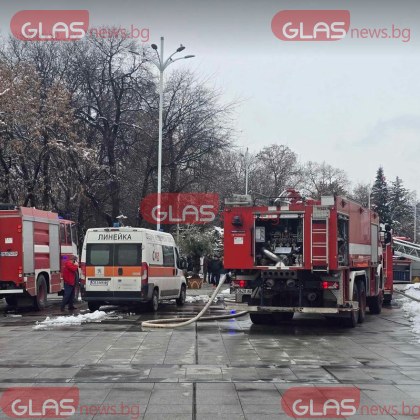 Забравена върху котлон храна предизвика пожар в апартамент в Сливен