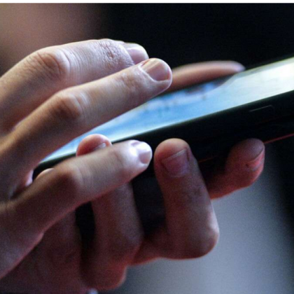 Възрастна жена от Търговище стана жертва на телефонна измама съобщиха