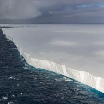 Най големият айсберг в света A23a привлече вниманието на учените откакто се