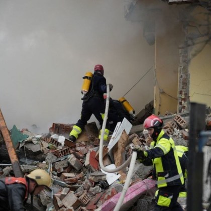 Беше лансирана възможно най малко вероятната версия че взривът в къщата