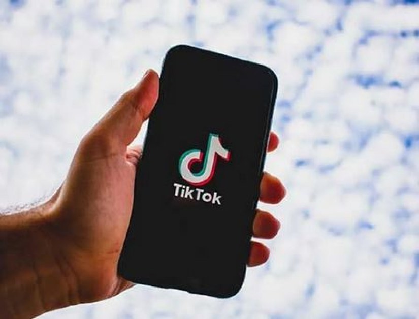 Баща застреля дъщеря си заради видеа в TikTok