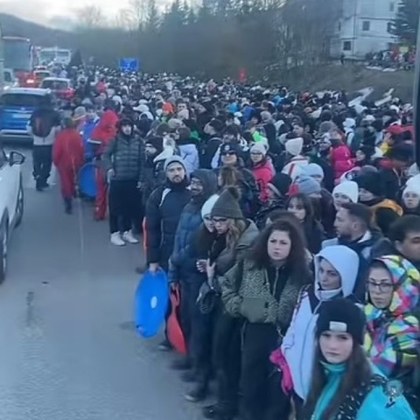 Малкото италианско градче Рокарозо на Апенините изпита силата на социалните