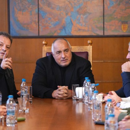 Категорично настоявам назначенията на новото правителство да започнат след приемането