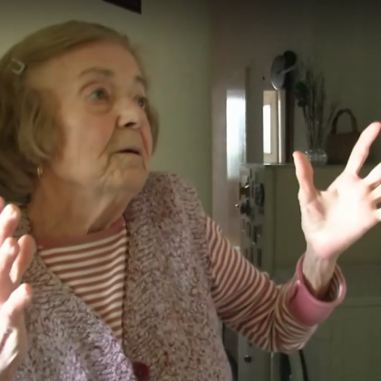 Възрастна жена остави над 17 000 лева от спестяванията си на