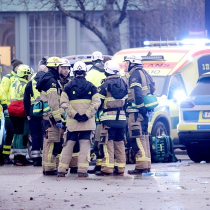 Шведската полиция съобщи че около 10 души са загинали при