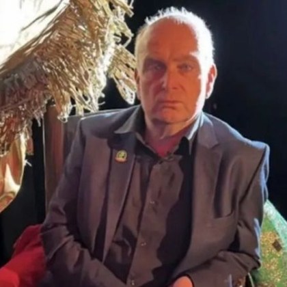 Британският режисьор и уфолог Марк Кристофър Лий твърди че изпълнителният