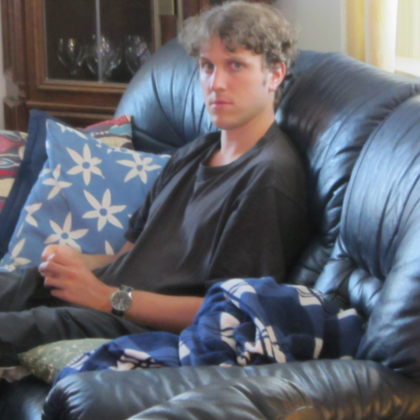 Въоръжен мъж който застреля 10 души в център за обучение