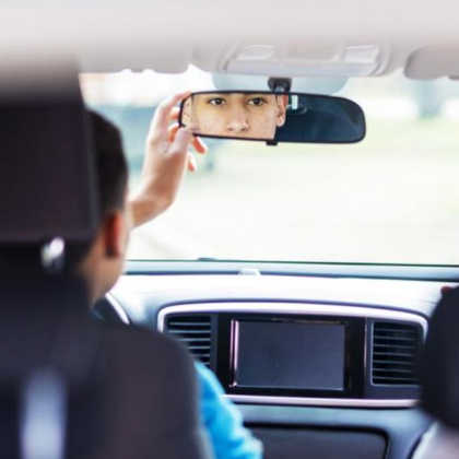 Неправоспособен шофирал автомобил в Симеоновград е катастрофирал снощи В 23 часа