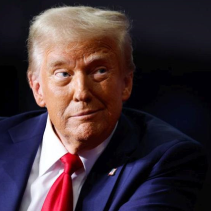 Американският президент Доналд Тръмп нареди снощи икономически санкции и ограничения